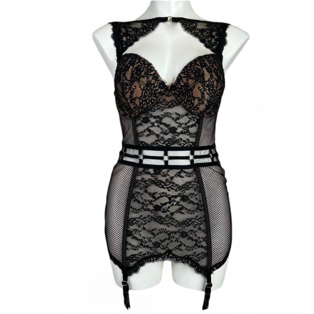 Victoria’s Secret Black Fishnet Lace Bustier Garter Slip Lingerie Padded 36D